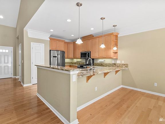 5th image of 1301 67th St SE Unit 23B