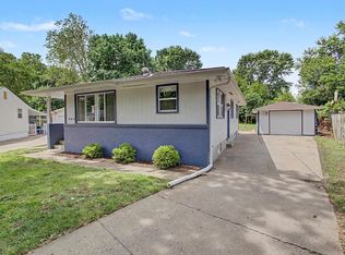 808 Brockman Cir, Manhattan, KS 66502
