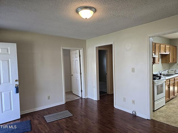 2nd image of 1308 E Chilhowie Ave