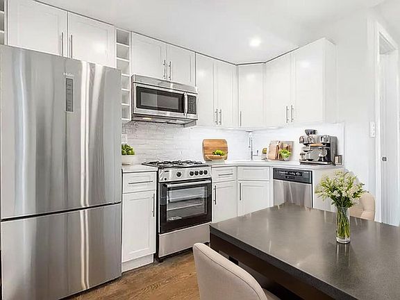 3rd image of 33 Lexington Ave #4