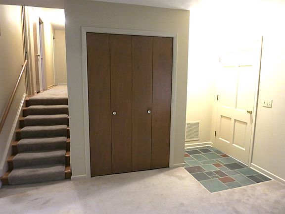 2nd image of 607 Courtland Ave