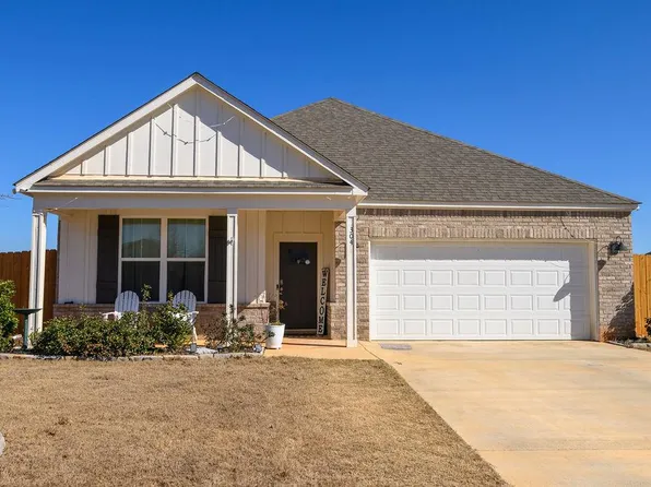 304 Overcup Dr, Troy, AL 36079