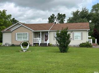 17737 Four Mile Ln, West Frankfort, IL 62896