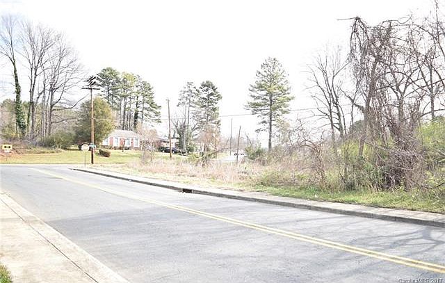 1st image of 706 Norwood Dr