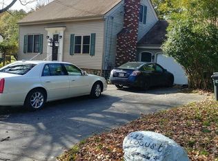 22 Locust Ave, Southbridge, MA 01550