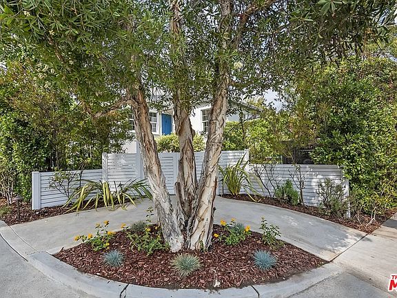 2nd image of 2801 W Silver Lake Dr