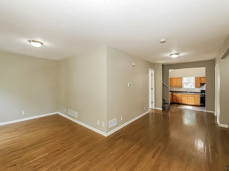 1214 E Galena Blvd — Photo 12