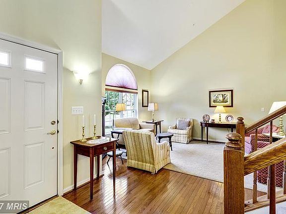 4th image of 6721 Holly Farm Ln