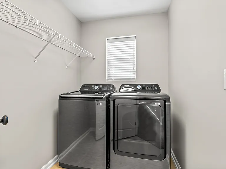 257 Castle Dr — Photo 13