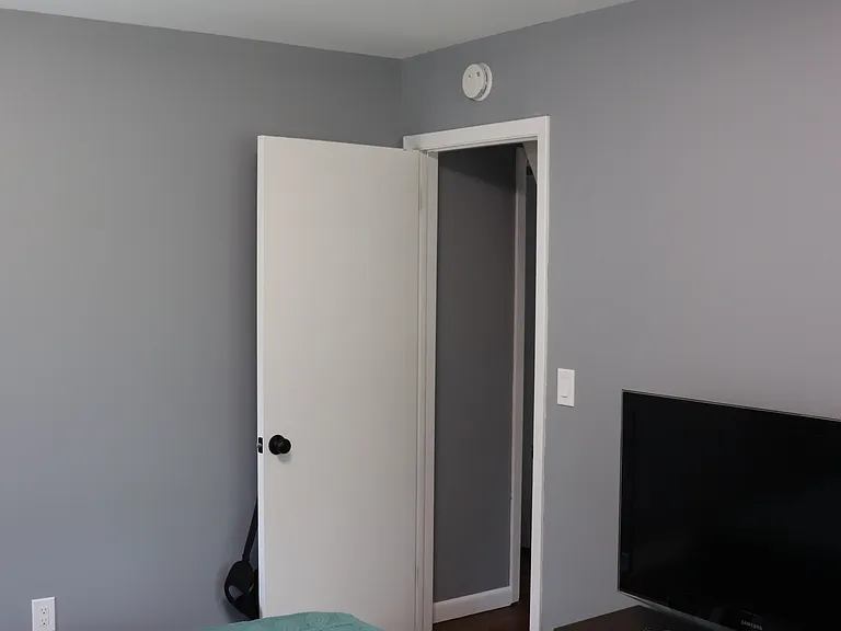442 Surrey Ln — Photo 20