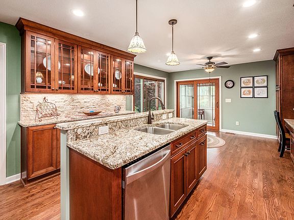 5th image of 2914 Annabelle Ct