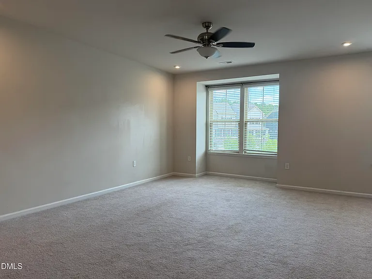 946 Channing Park Cir — Photo 14