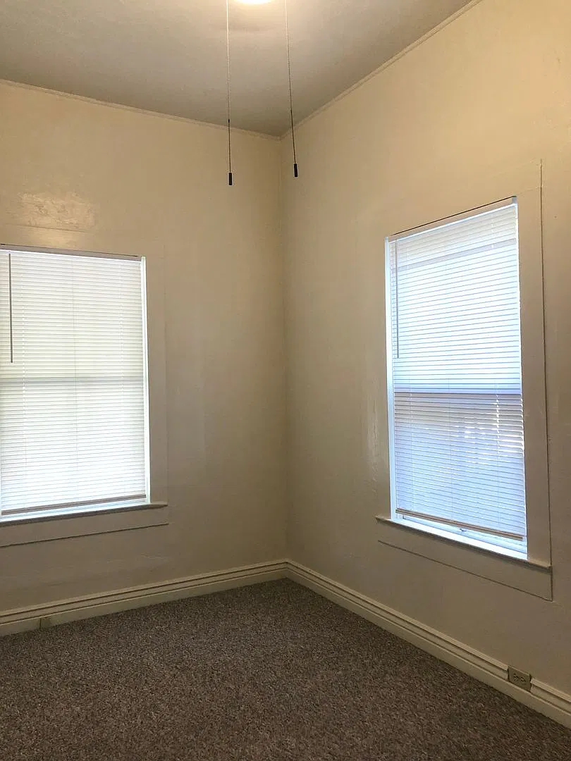**Reserve For Summer 2027** - Beautiful Craftsman In Historic Barber District — Photo 4