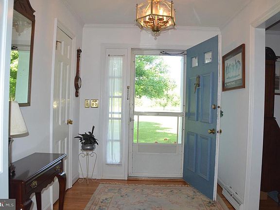 5th image of 6141 Canterbury Dr