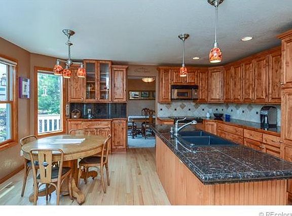 Kitchen with Eating Space