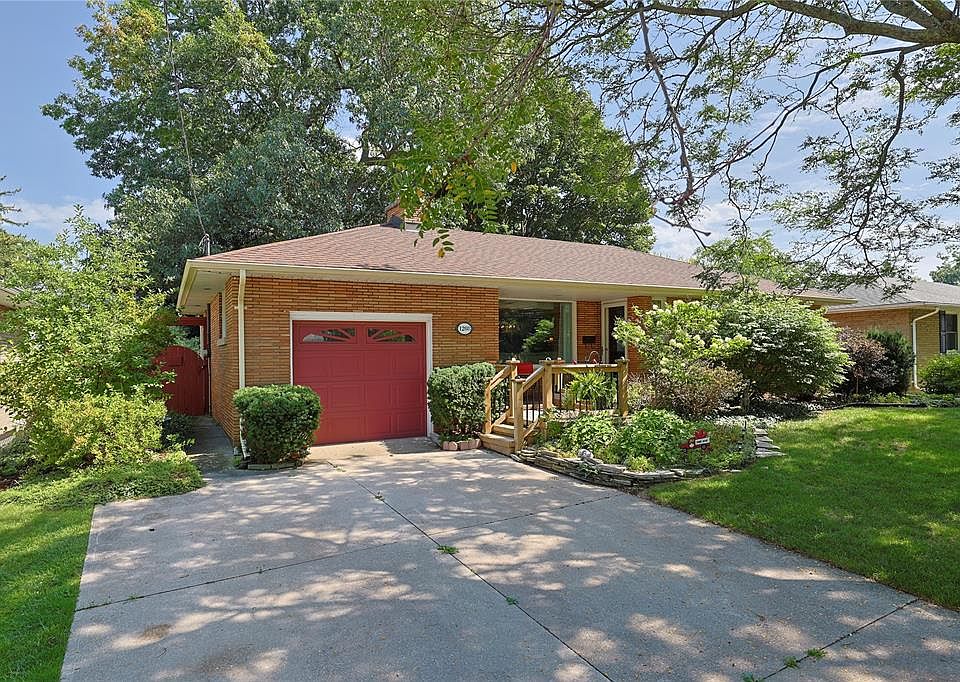 1st image of 1208 Colborne Rd