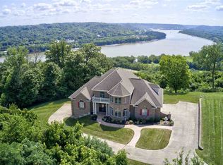 2322 Kenyon Ct, Hebron, KY 41048