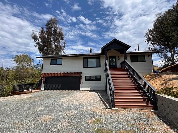 3rd image of 3431 Proctor Valley Rd