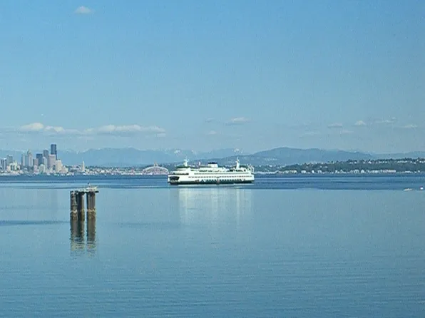 428 Harborview Dr SE Unit 135, Bainbridge Island, WA 98110