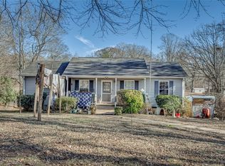 152 Isley Ct, Easley, SC 29640