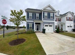101 Wineberry Way, Yorktown, VA 23692
