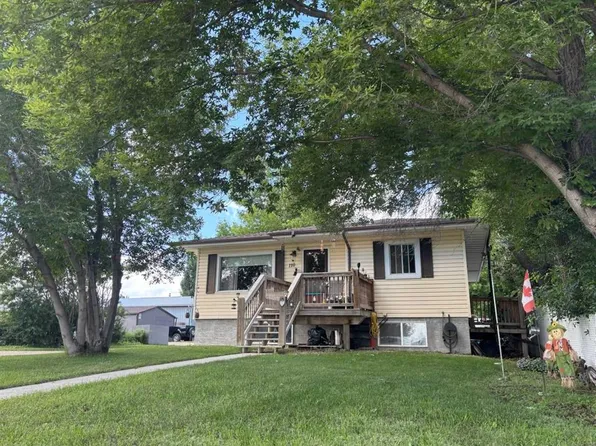 110 Railway Ave S, Rockyford, AB T0J 2R0