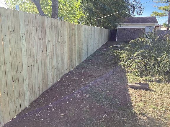 4th image of 408 NW 96th St