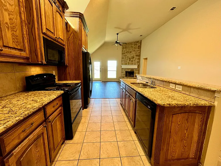 921 Raleigh Path Rd — Photo 20