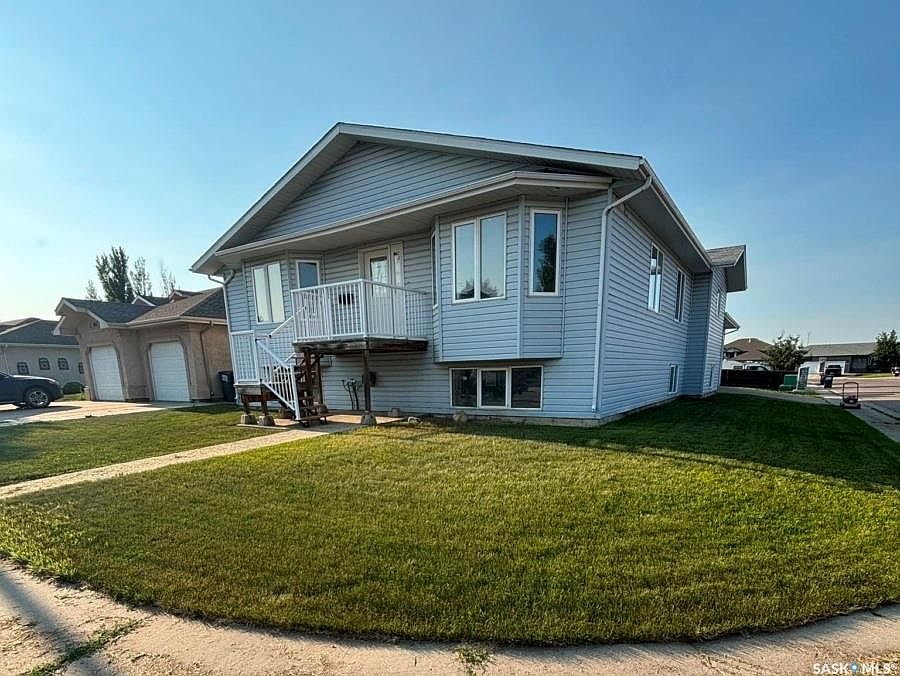 1st image of 851 Carr TERRACE