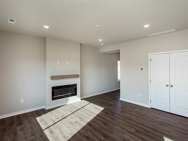 6129 Tungsten Dr — Photo 6
