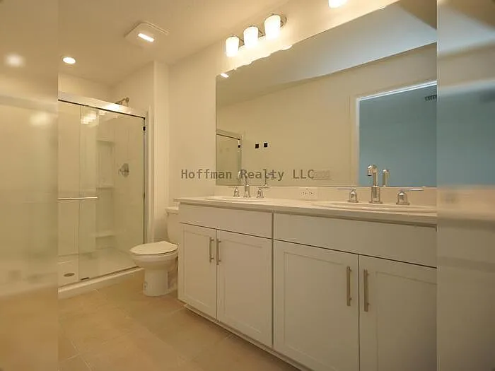 2407 Paravane Way — Photo 13