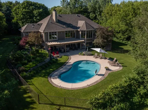 4067 Sleeping Dragon ROAD, West Bend, WI 53095