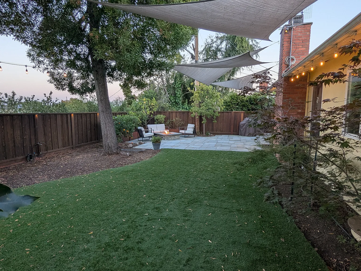 3 bed, 1300 sqft, $8,000 — Photo 2