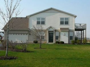 2660 Loren Ct, Algonquin, IL 60102