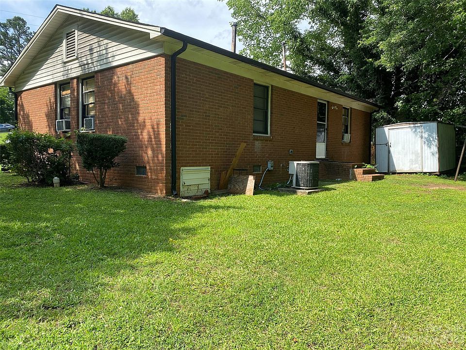 2nd image of 4800 Springview Rd #21