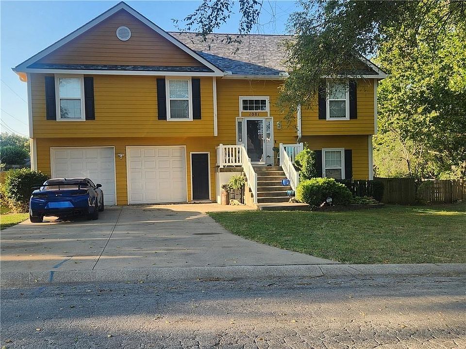1st image of 1001 Ash St