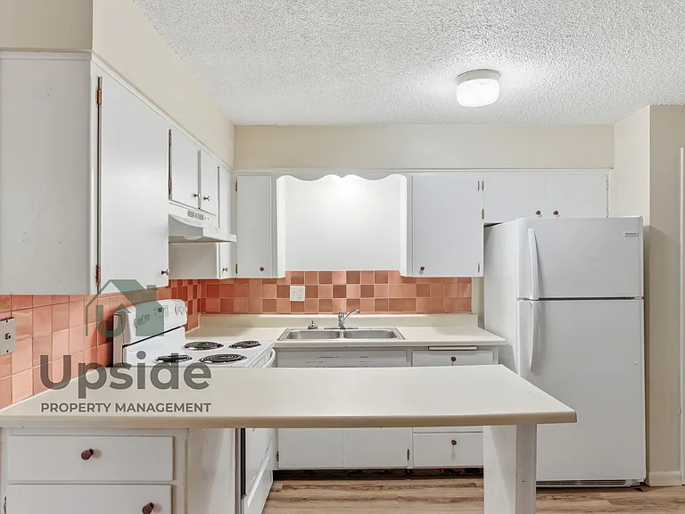 217 E Sinto Ave — Photo 6