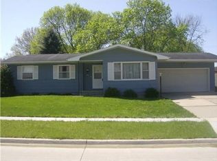1835 McGowan Blvd, Marion, IA 52302