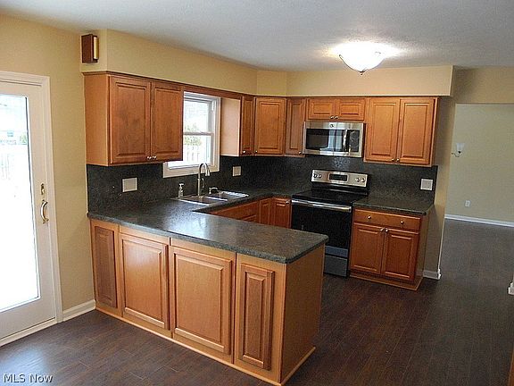 5th image of 27864 Edgepark Dr