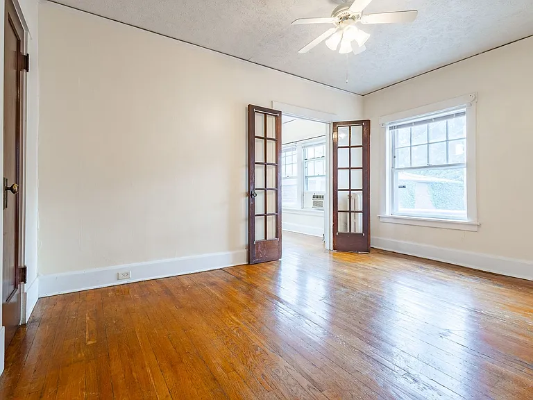 3205 Poppleton Ave — Photo 6