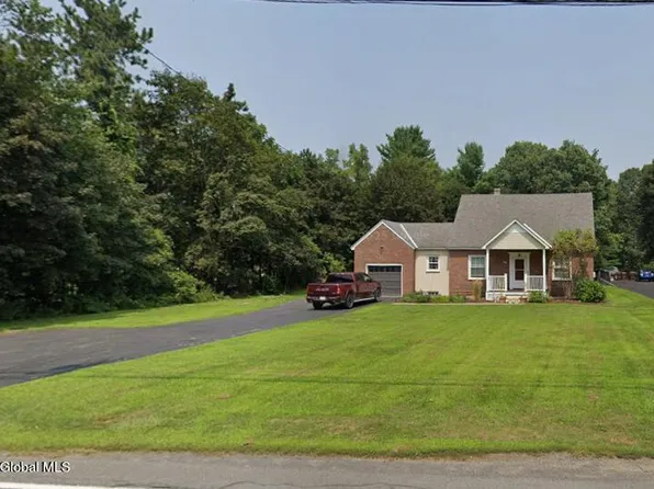 66 Maple Road, Voorheesville, NY 12186