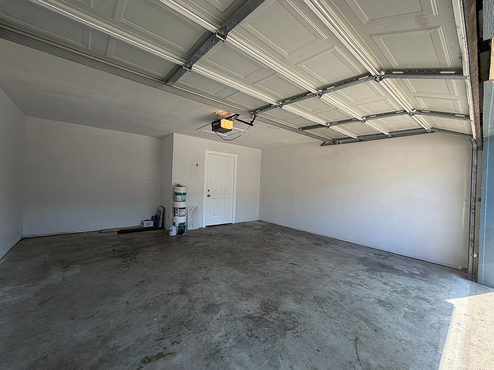 1st image of 1546 Sunset Village Dr