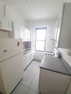 1st image of 1038 Union St #44