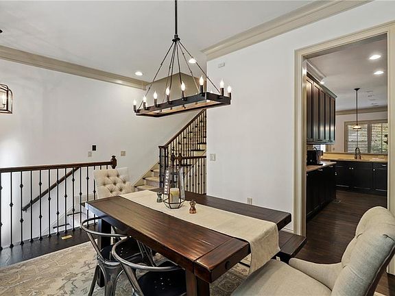 5th image of 535 Ansley Cir NE