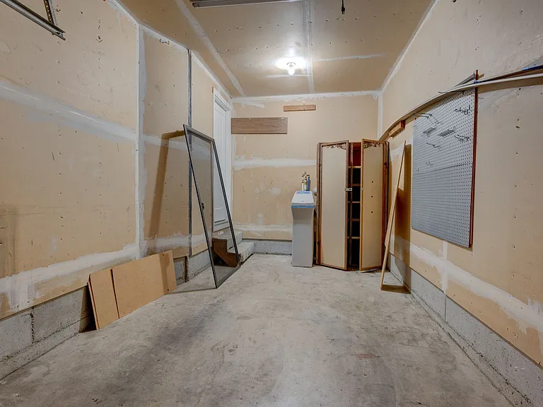 111 NW Columbia Dr #B3 — Photo 10