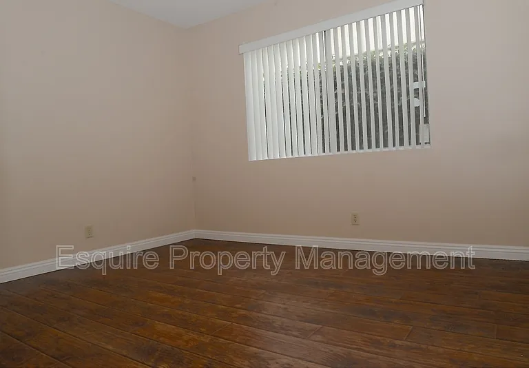 23 Lemon Dr #A — Photo 8