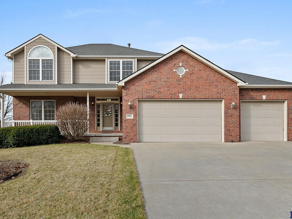 1st image of 6851 Shadow Ridge Rd