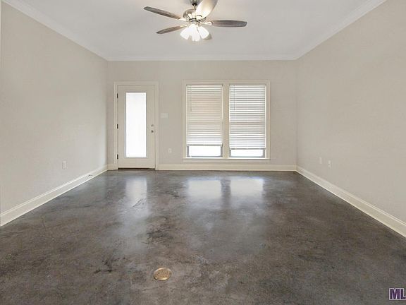 4th image of 31026 Autumn Lake Dr