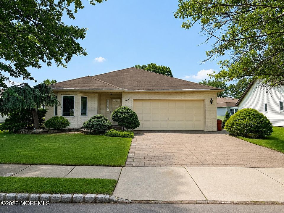 1st image of 61 Peasley Drive