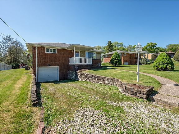 3rd image of 115 Horseshoe Dr